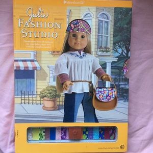 Julie fashion studio